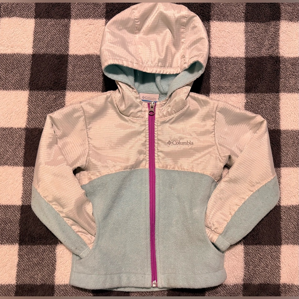 Girls Columbia jacket, size 4T
